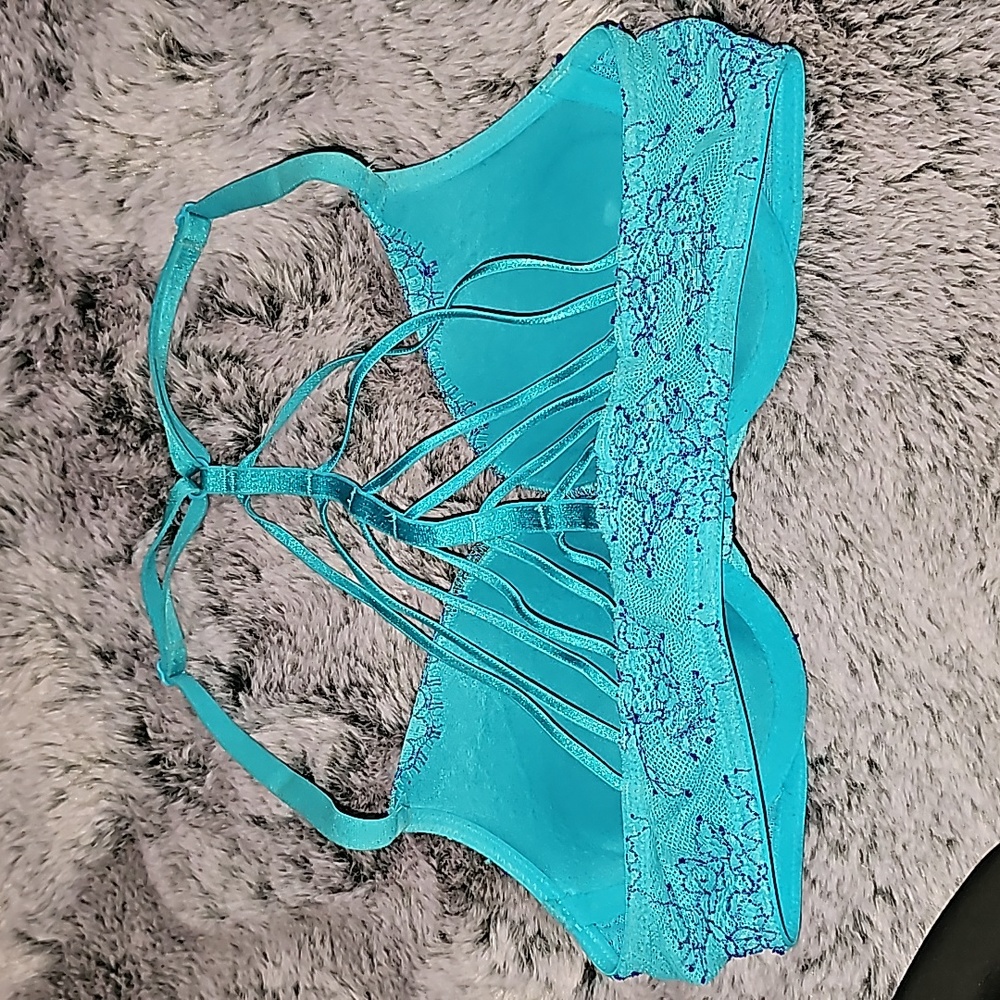 Victoria Secret Teal Bombshell Bra View 2
